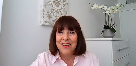 Screenshot of the course showing the expert